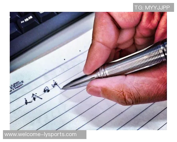 科尔谈执教风格演变强调战术喊声减少的趋势与影响 科尔谈执教风格演变强调战术喊声减少的趋势与影响